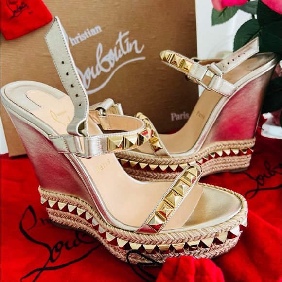 Christian Louboutin New in Box Gold Wedge Sandals Rare Sold out - Picture 9 of 9